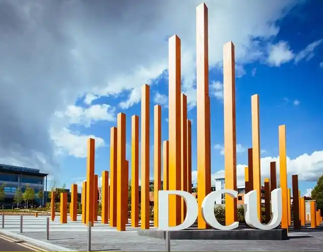 都柏林城市大学